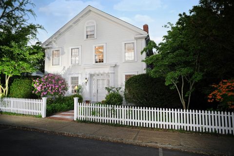 Main Entry from William Street